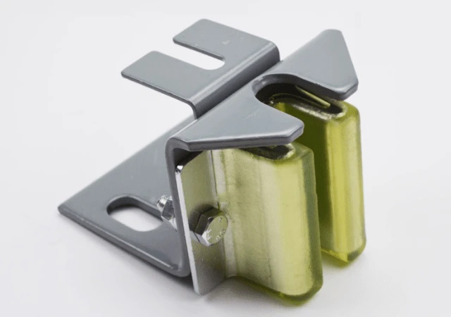 Shoes trượt đối trọng thang máy